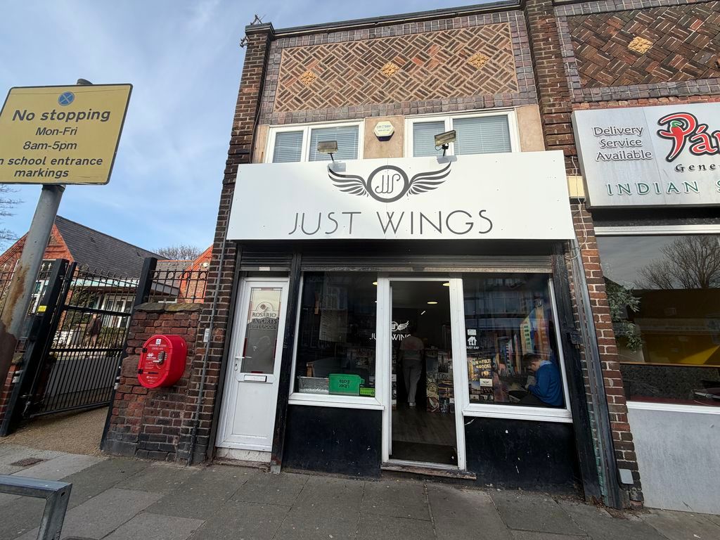 Property photo 1 of 9 Photo 5