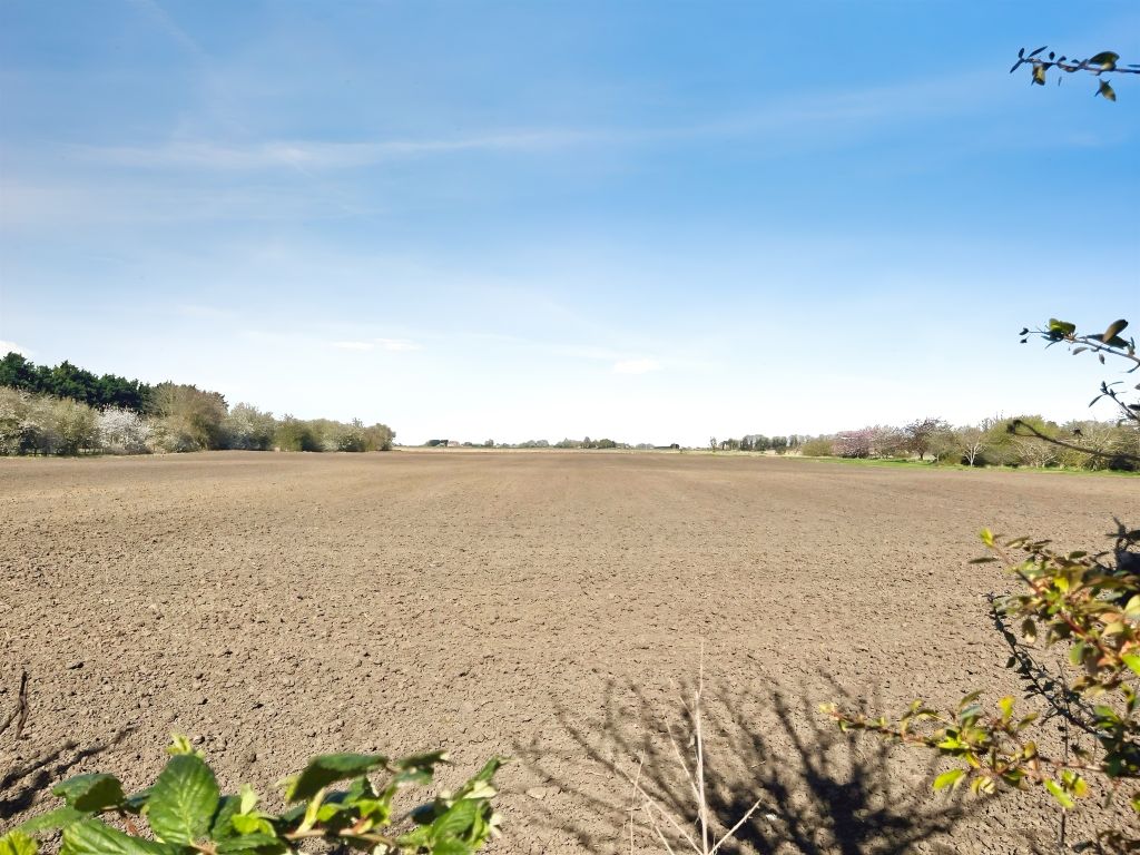 Property photo 2 of 4