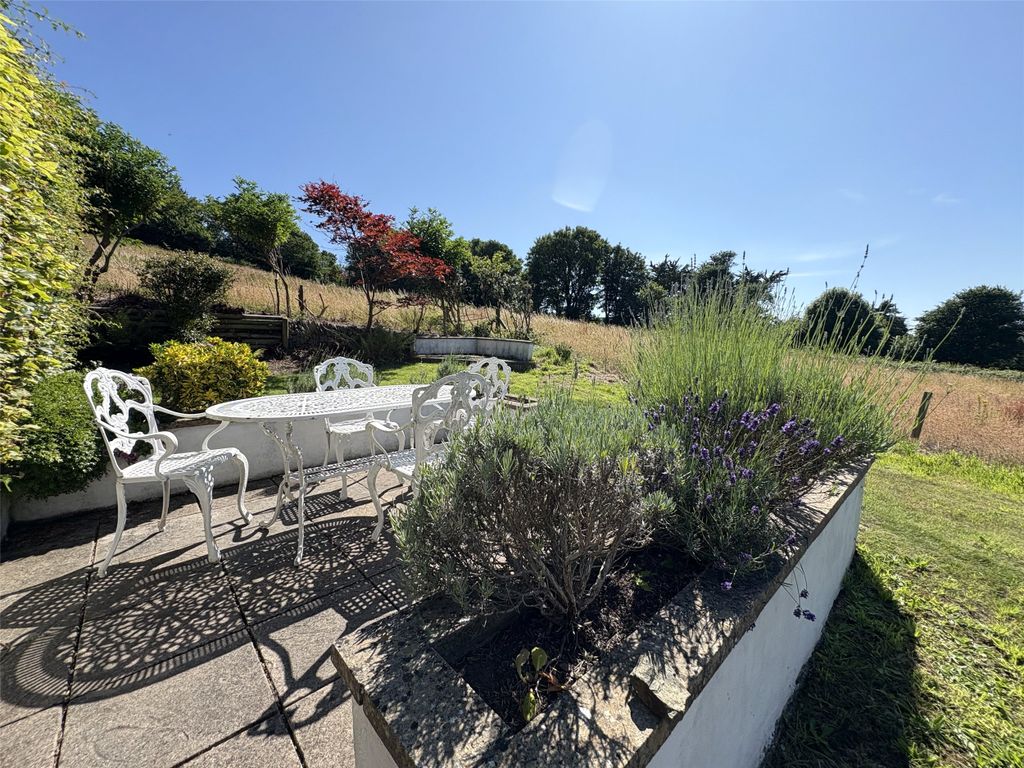 Property photo 1 of 18 Garden