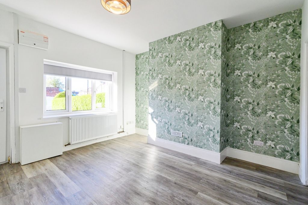 Property photo 2 of 8 Living Room