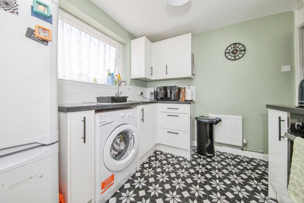 Property photo 3 of 16