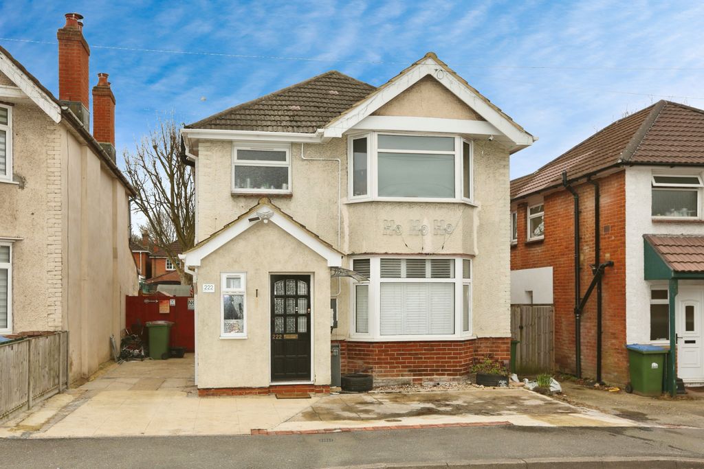 Property photo 1 of 22