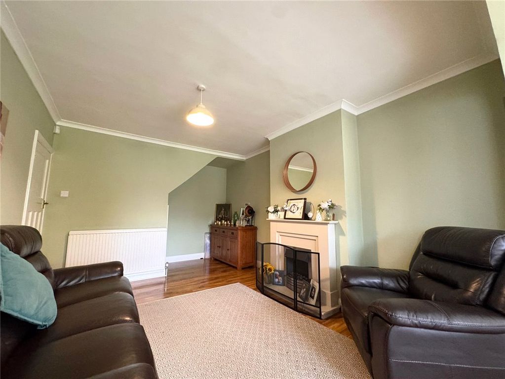 Property photo 3 of 17 Picture No. 18