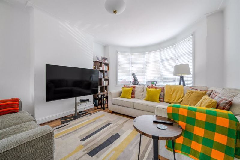 Property photo 3 of 10 Photo 11