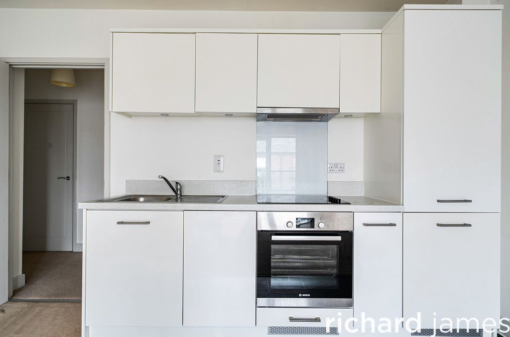 Property photo 2 of 12 253d51B2d83F4c21B86d9402Fc36Bb83
