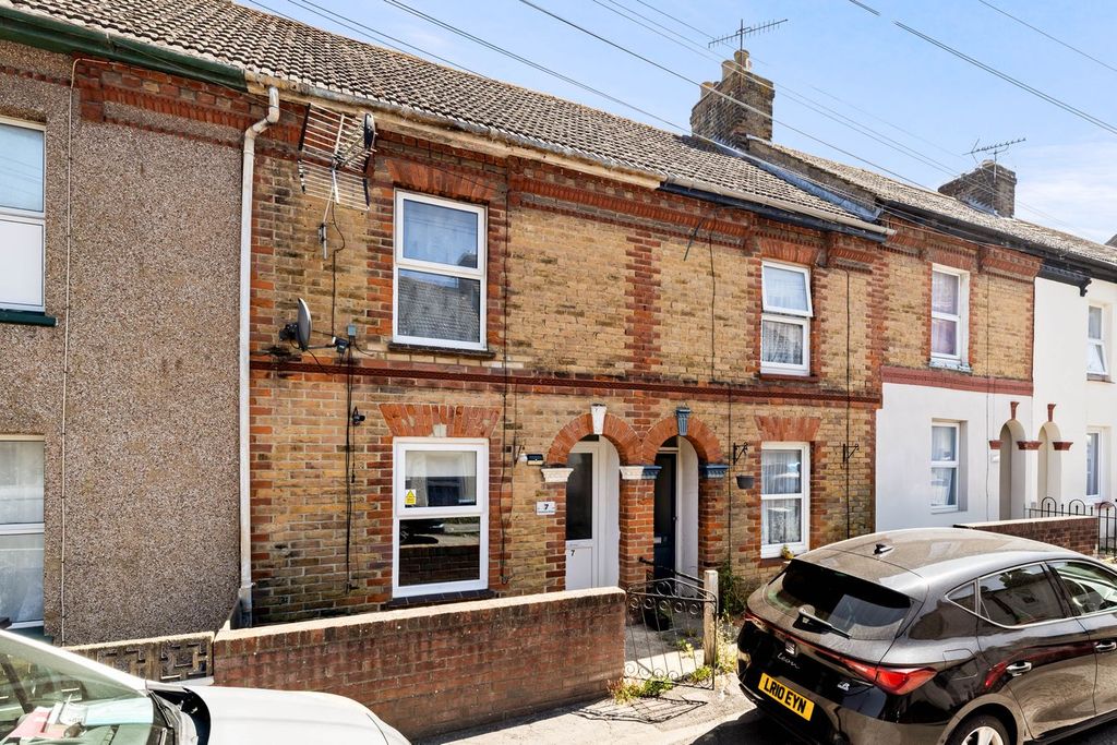 Property photo 1 of 13