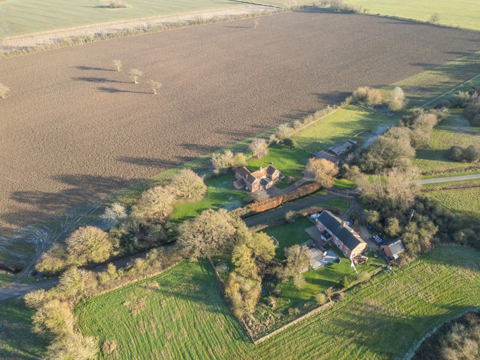 Property photo 1 of 30 Dji_0792