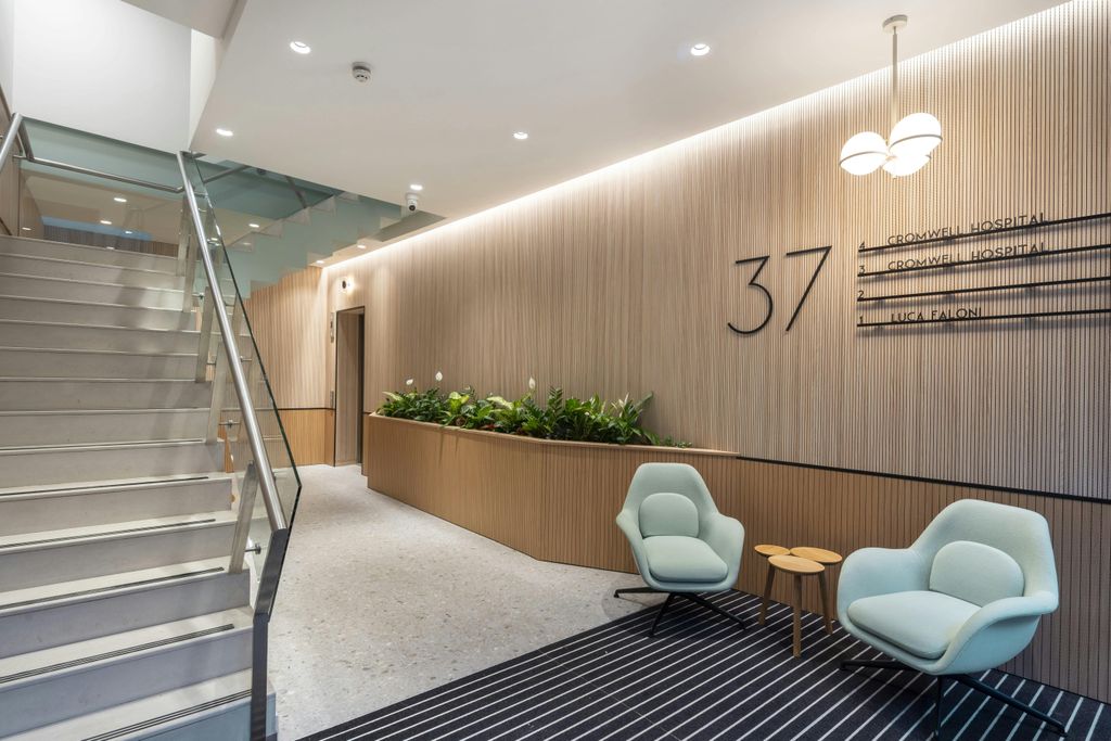 Property photo 2 of 10 1