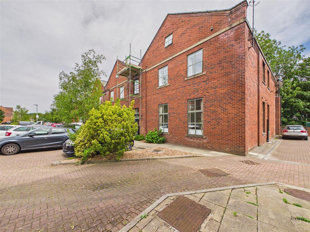 Property photo 1 of 16 Cam03252G0-Pr0132-Still019.Jpg