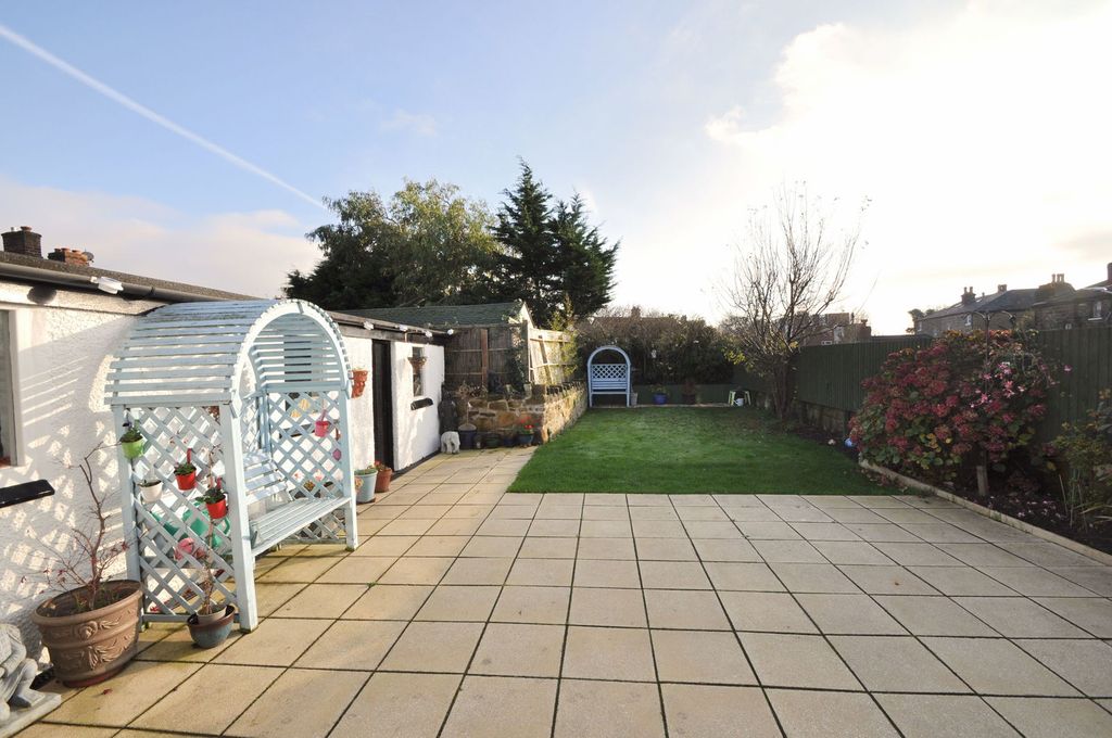 Property photo 3 of 51