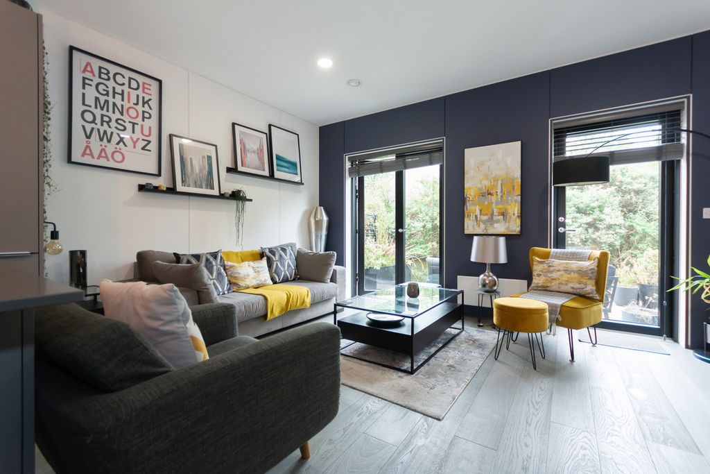 Property photo 1 of 31