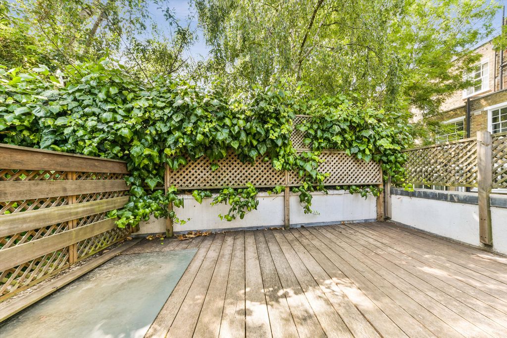 Property photo 3 of 12 Image