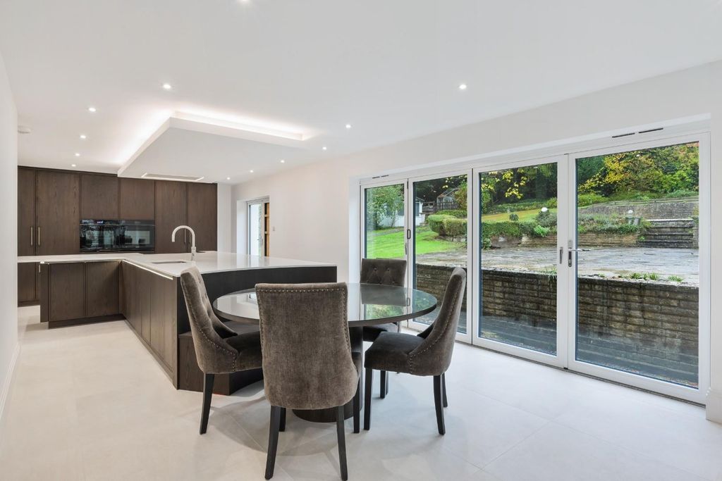 Additional image 23 of 6 bed property for saleHazelwood Lane, Chipstead, Coulsdon CR5
