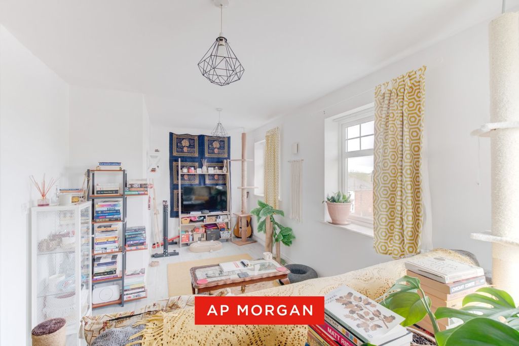 Property photo 3 of 15 Picture No. 03