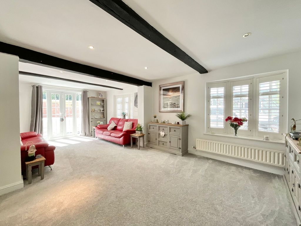 Property photo 2 of 24