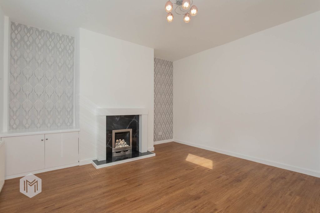 Property photo 2 of 18 Picture No. 02