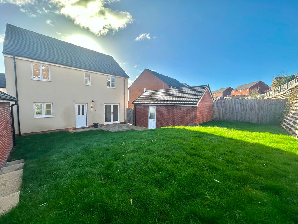 Property photo 2 of 16