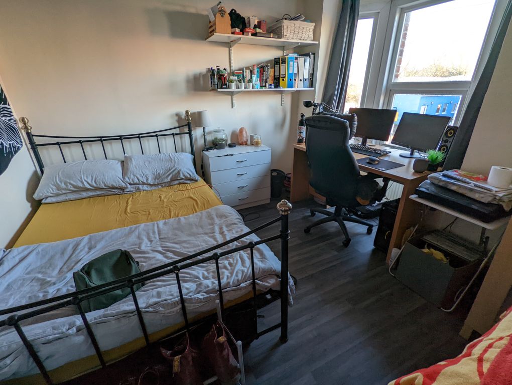 Property photo 1 of 11