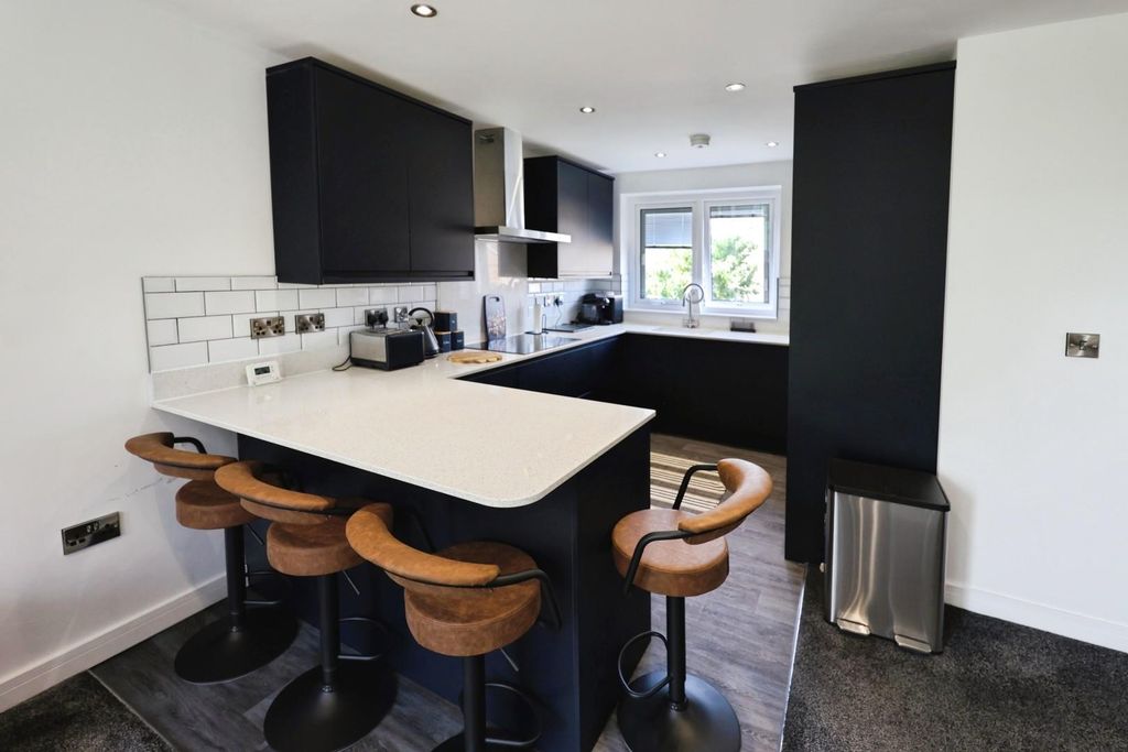 Property photo 3 of 11 Cb7117dc-Pk7A5076.Jpg