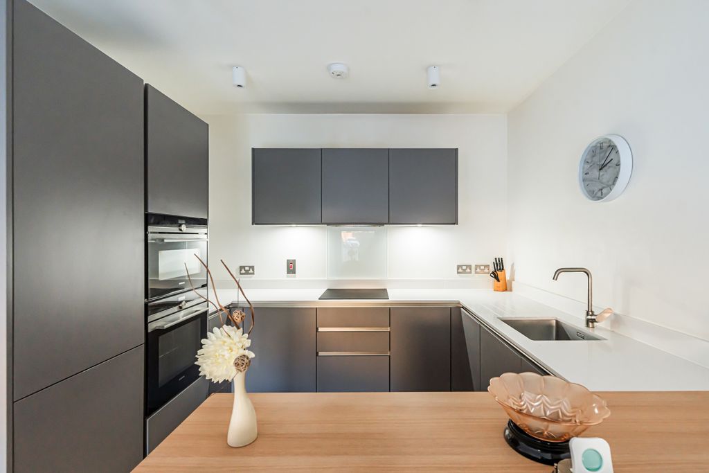 Property photo 3 of 17 Property Image 3