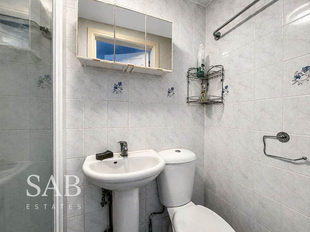 Property photo 3 of 3