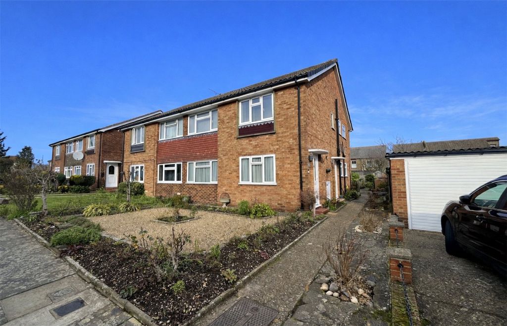 Property photo 1 of 11 External