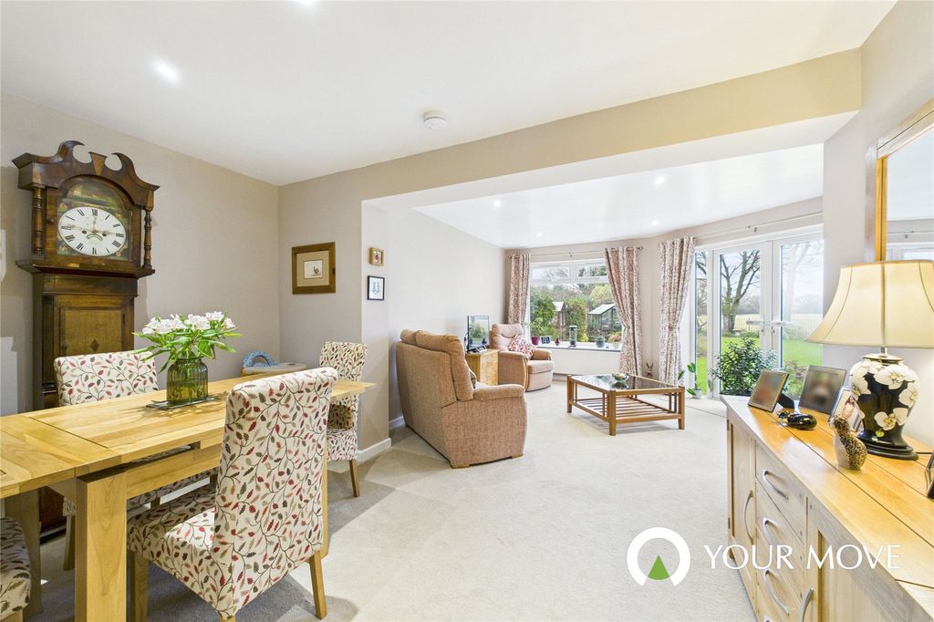 Property photo 3 of 21 Picture No. 25