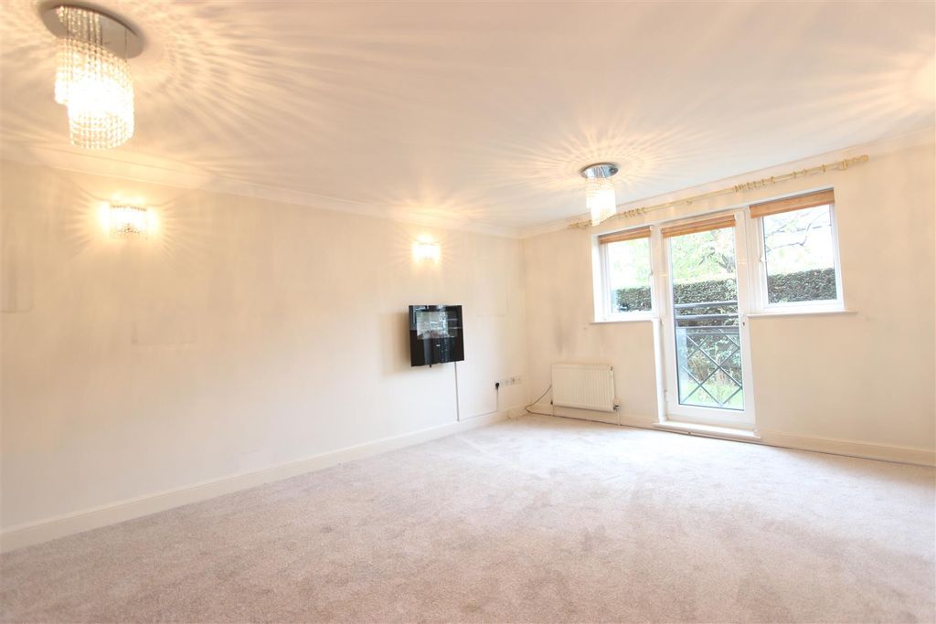 Property photo 2 of 17 Img_4615.Jpg