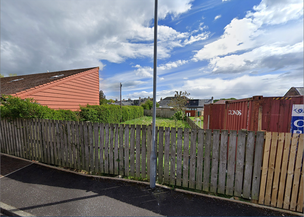 Property photo 1 of 4