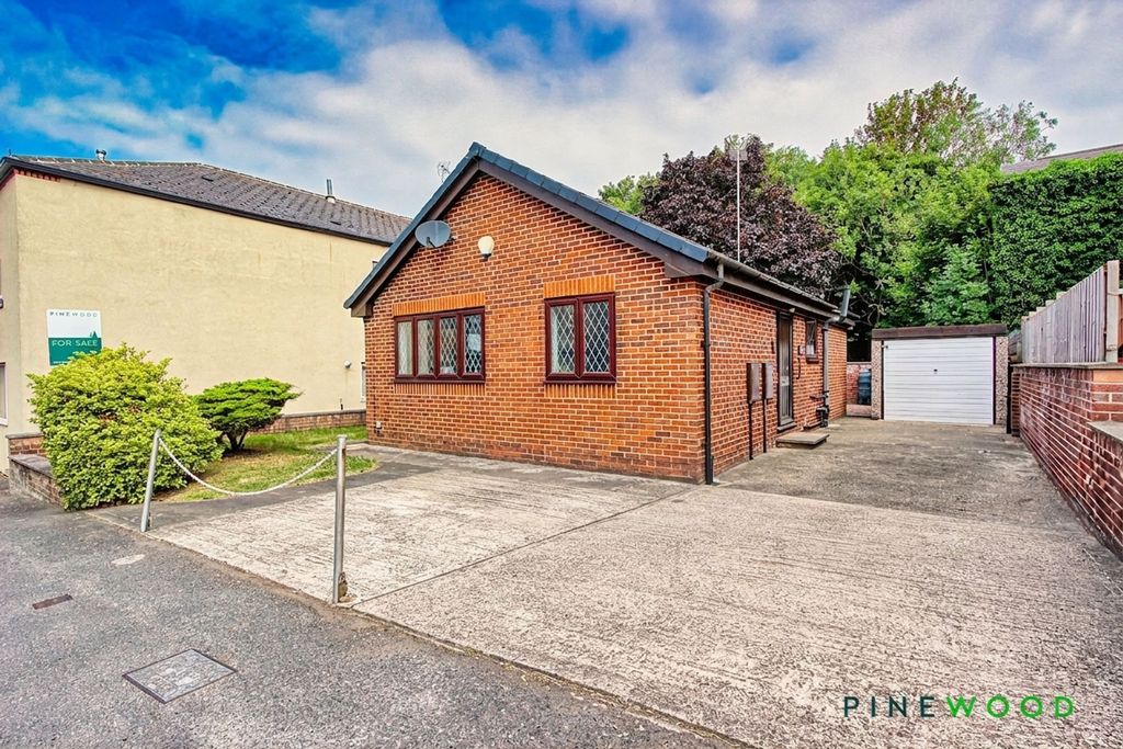 Property photo 1 of 16 Front