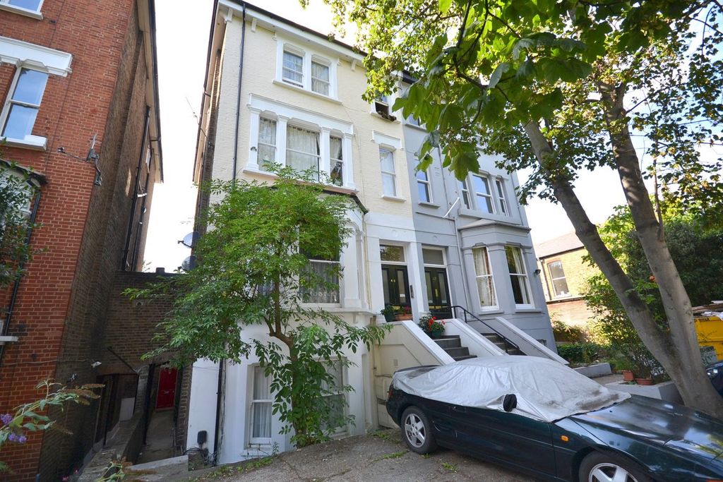 Property photo 1 of 6