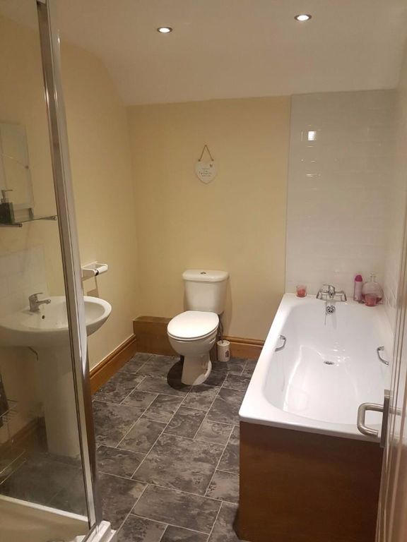 Property photo 3 of 5