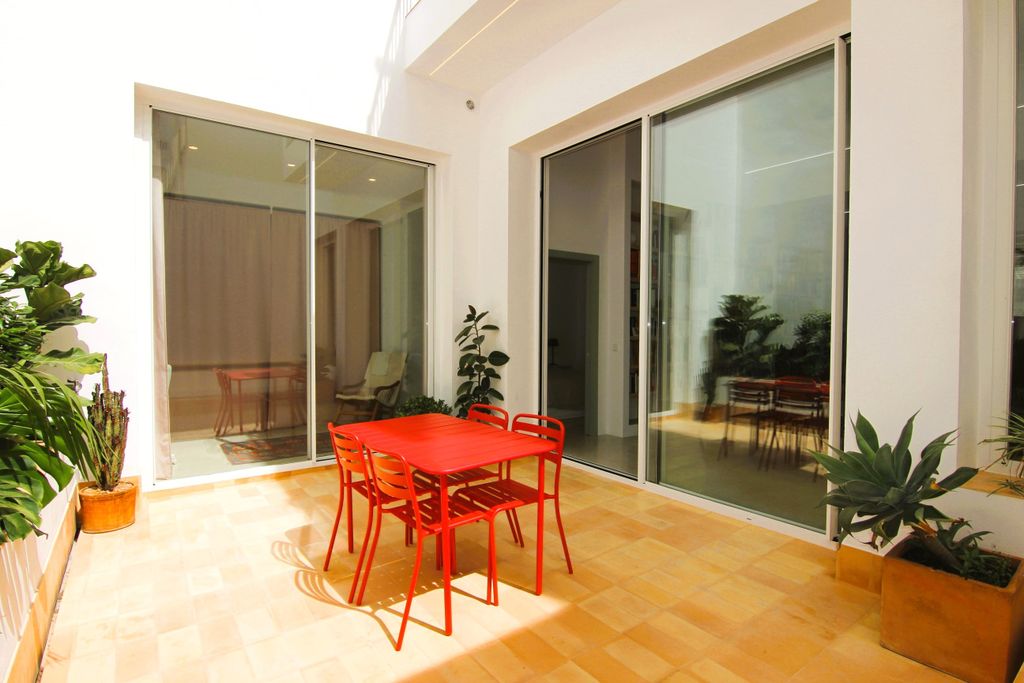 Property photo 3 of 21 81549_3.Jpg