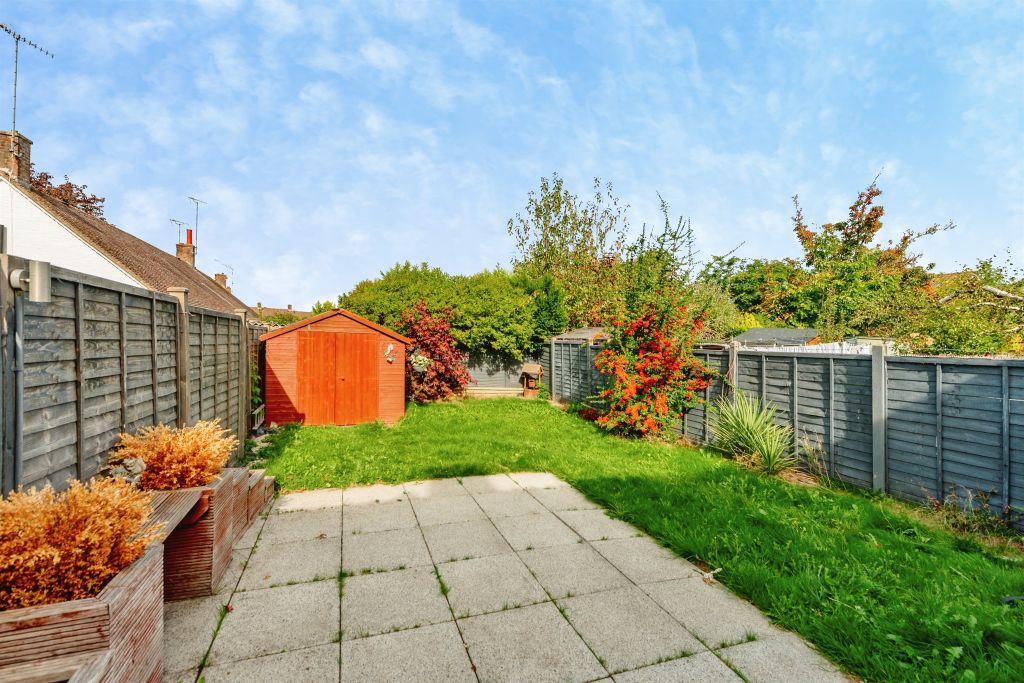 Property photo 3 of 27
