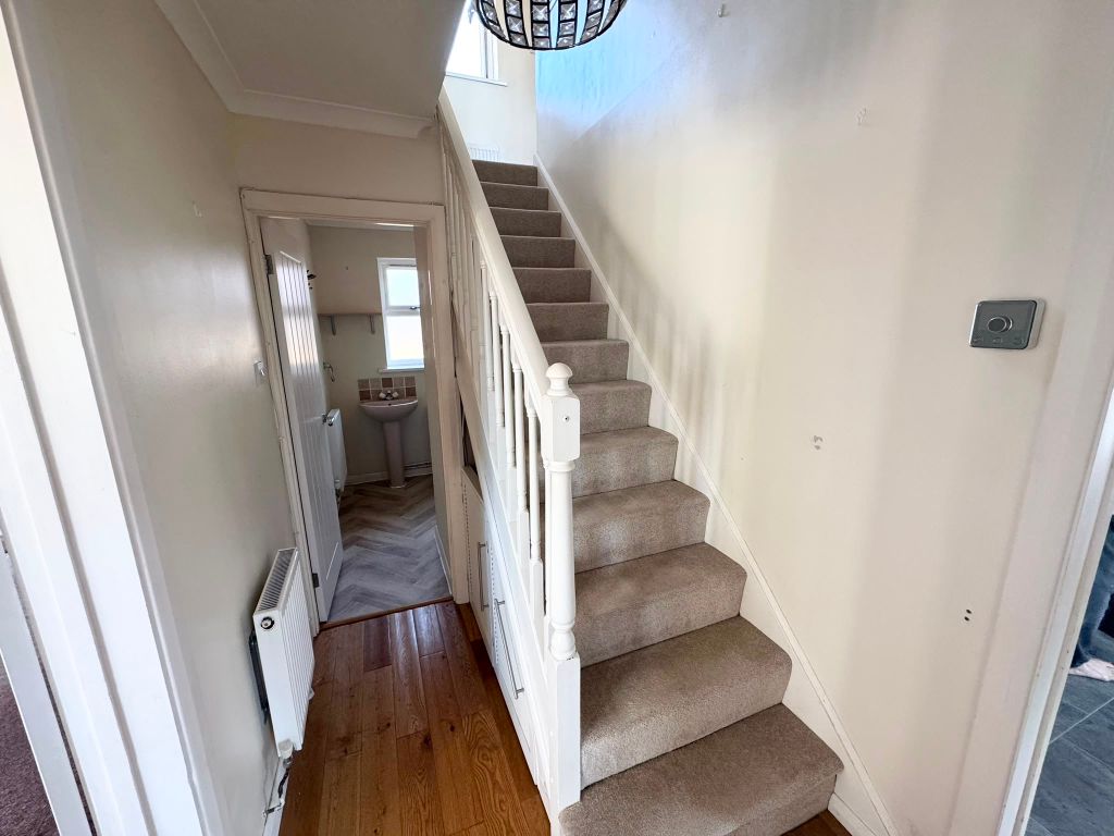 Property photo 2 of 13 Entrance Hall 