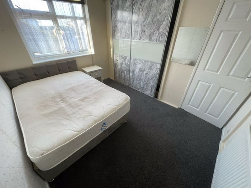 Additional image 8 of 2 bed flat to rent2 Bedroom Flat To Rent, Shrewton Walk, Swindon SN2