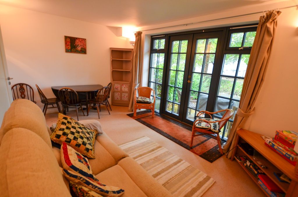 Property photo 2 of 21 Dsc_0042-2