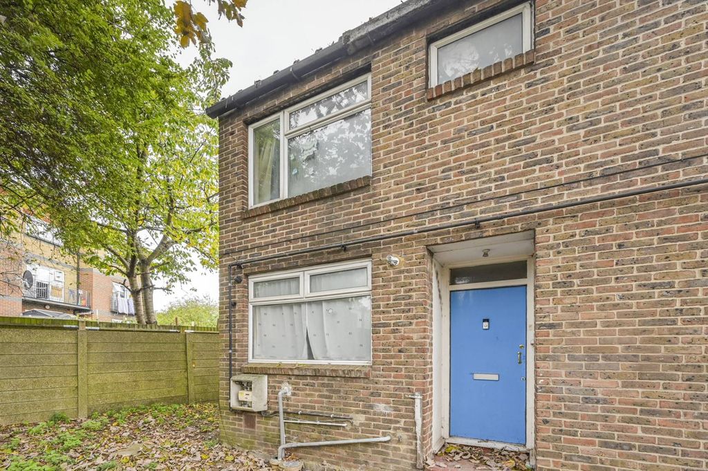 Property photo 2 of 10