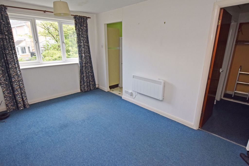 Property photo 2 of 8 Photo 7