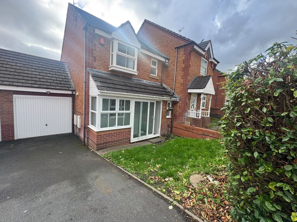 Property photo 1 of 11 Whatsapp Image 2026-10-16 At 2.45.29 Pm (1)