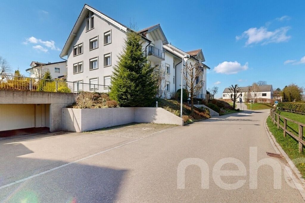 Property photo 2 of 12