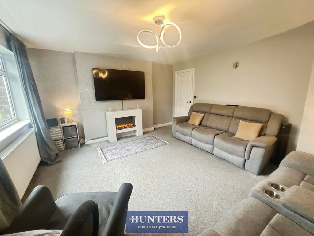 Property photo 2 of 16 Pbox-Img.Jpeg