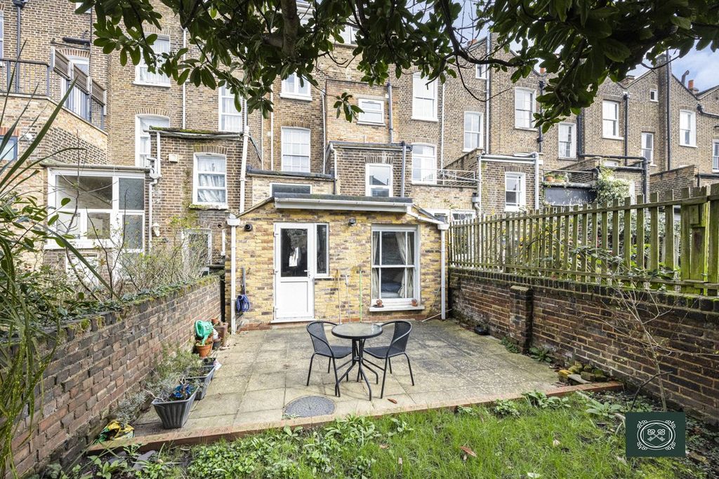 Property photo 2 of 15 External