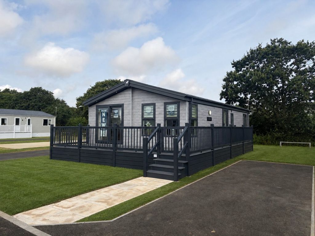 Property photo 3 of 14 Willerby Mapleton 2027 Car0065584 144669439.Jpeg