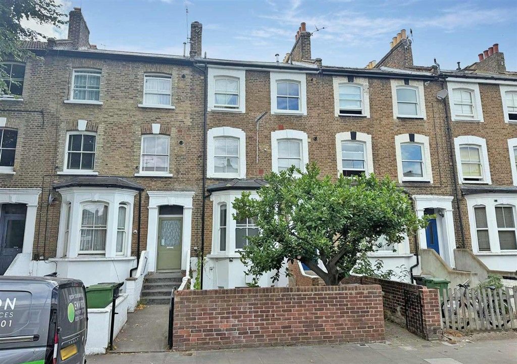 Property photo 1 of 5
