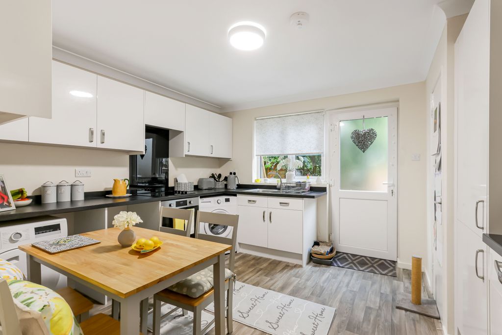 Property photo 2 of 19 333A0672