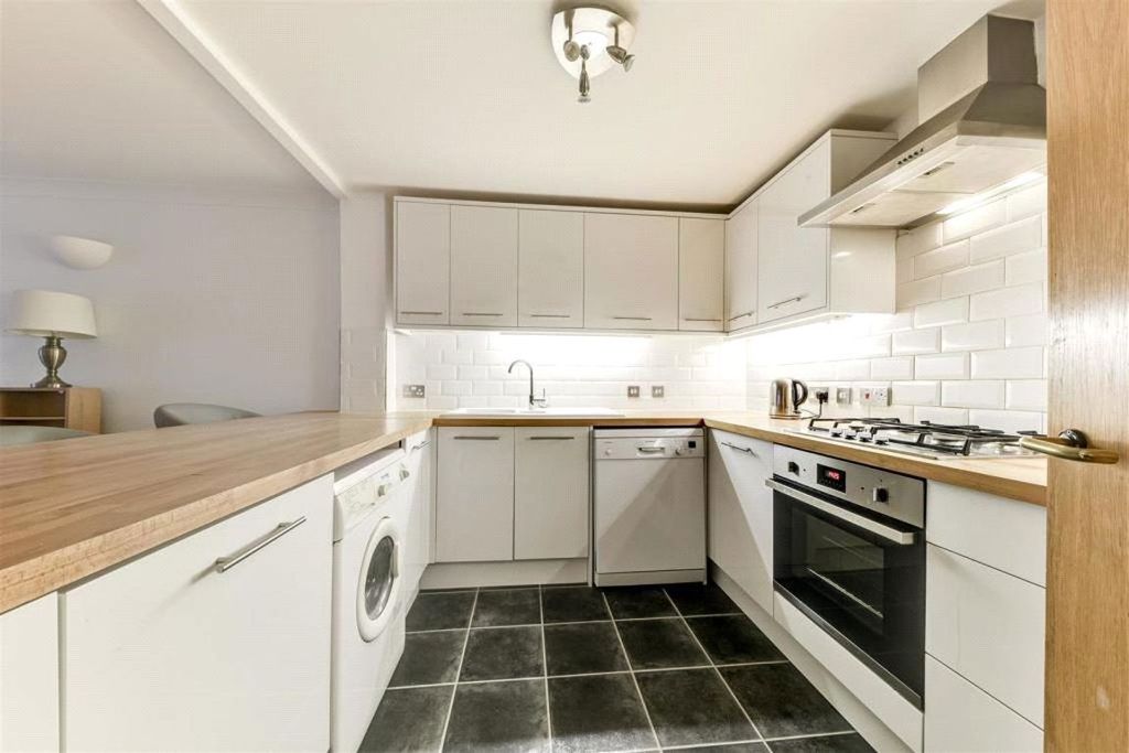 Property photo 3 of 6