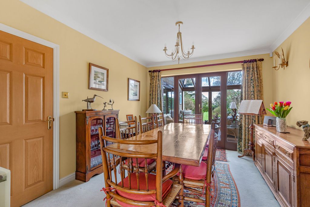 Property photo 3 of 20 3975995