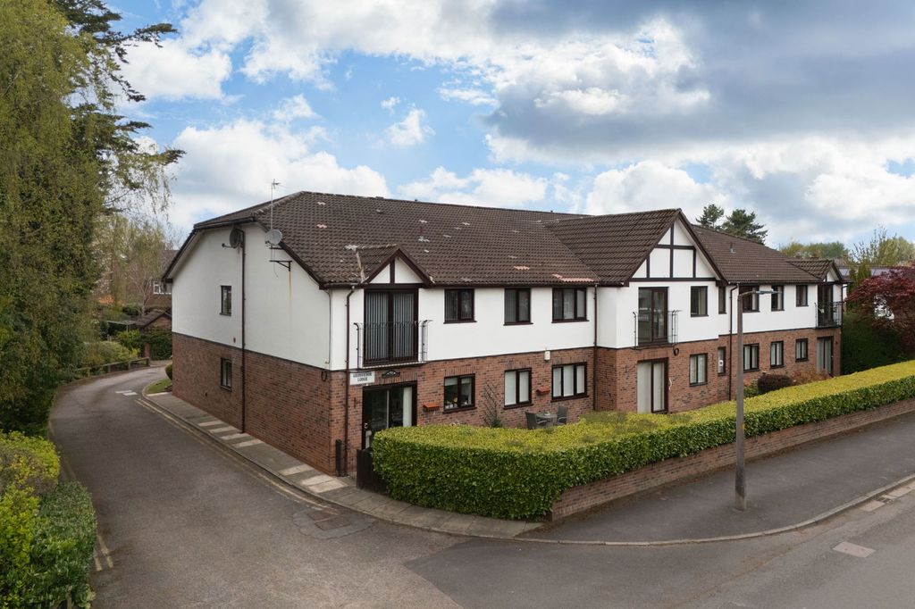 Property photo 1 of 12