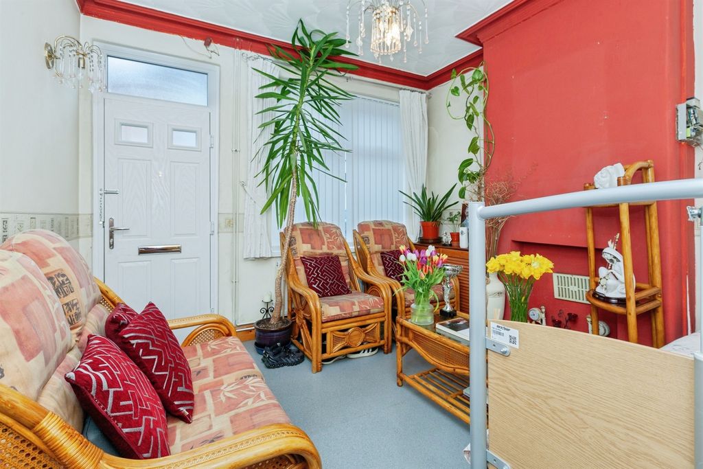 Property photo 2 of 19